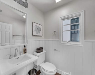 2672 Bungalow Place - Photo Thumbnail 12