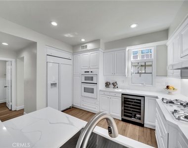 2672 Bungalow Place - Photo Thumbnail 10