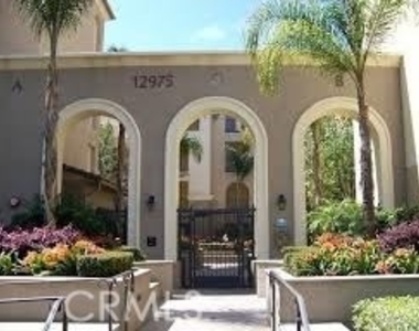12975 Agustin Place - Photo Thumbnail 19