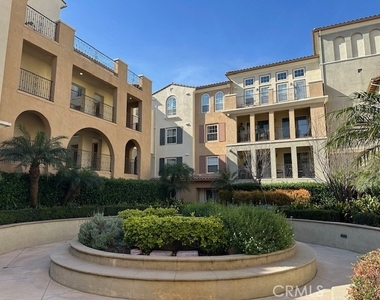12975 Agustin Place - Photo Thumbnail 34
