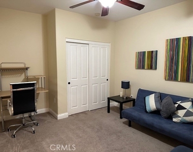 12975 Agustin Place - Photo Thumbnail 16
