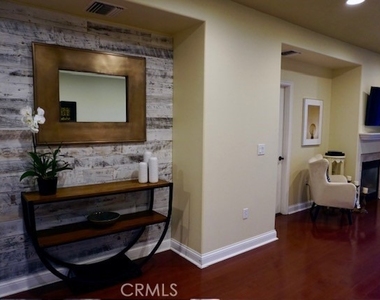 12975 Agustin Place - Photo Thumbnail 5