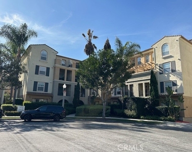12975 Agustin Place - Photo Thumbnail 30
