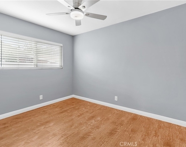 117 S Ivy Avenue - Photo Thumbnail 9
