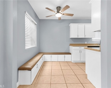 117 S Ivy Avenue - Photo Thumbnail 5