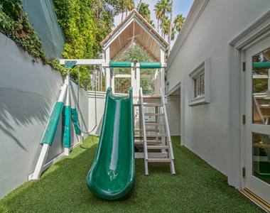 402 Doheny Road - Photo Thumbnail 31