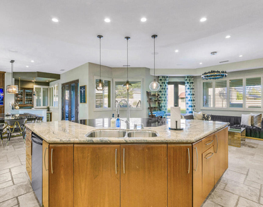 41370 Sparkey Way - Photo Thumbnail 16
