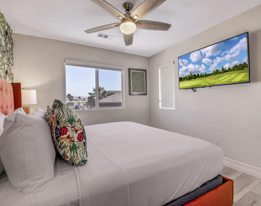 42942 Dell Lago Court - Photo Thumbnail 27