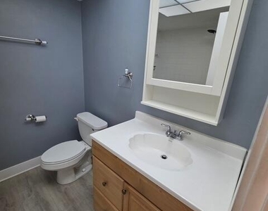9440 Sw 8th Street - Photo Thumbnail 4