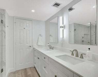 5061 N Highway A1a - Photo Thumbnail 7