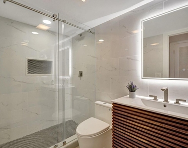 4090 Tivoli Court - Photo Thumbnail 17