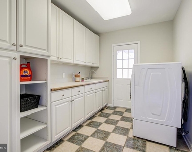 710 Parrish Farm Lane - Photo Thumbnail 16