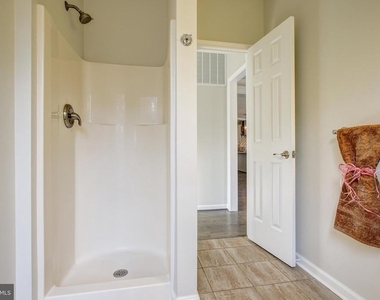 710 Parrish Farm Lane - Photo Thumbnail 22