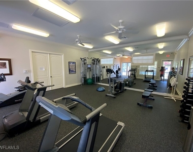 1315 Remington Way - Photo Thumbnail 11