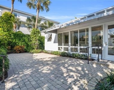 617 Gulf Shore Blvd N - Photo Thumbnail 11