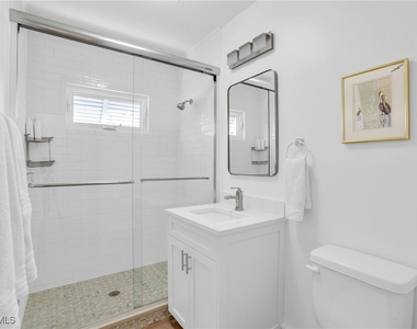 617 Gulf Shore Blvd N - Photo Thumbnail 9