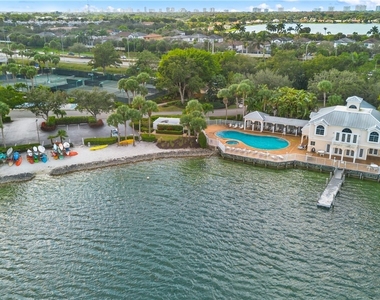2711 Citrus Lake Drive - Photo Thumbnail 16