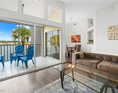 2711 Citrus Lake Drive - Photo Thumbnail 2