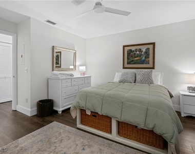 2711 Citrus Lake Drive - Photo Thumbnail 10