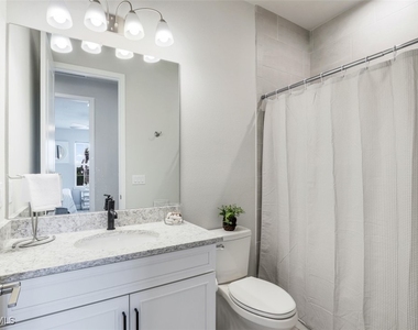 4705 Arboretum Circle - Photo Thumbnail 17