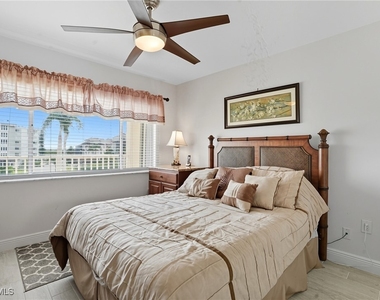 25900 Hickory Boulevard - Photo Thumbnail 14