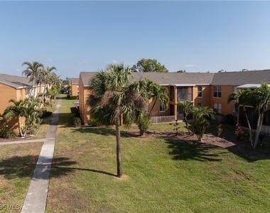 12658 Kenwood Lane - Photo Thumbnail 24