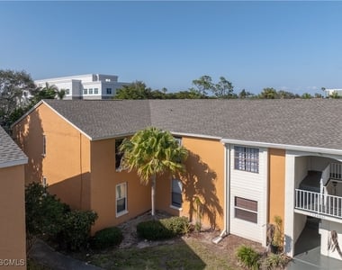 12658 Kenwood Lane - Photo Thumbnail 23