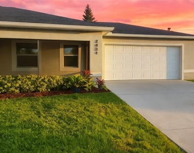2431 Paul Avenue S - Photo Thumbnail 13