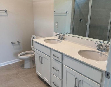 41 Spruce Hill Point - Photo Thumbnail 6
