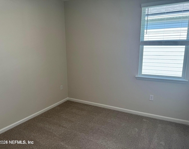 41 Spruce Hill Point - Photo Thumbnail 12