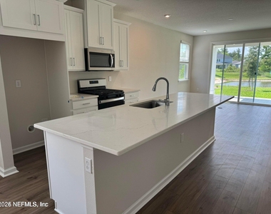 41 Spruce Hill Point - Photo Thumbnail 3