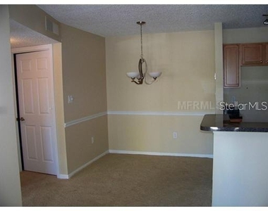 209 Lake Brook Circle - Photo Thumbnail 4
