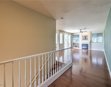 801 Dana Hills Court - Photo Thumbnail 28