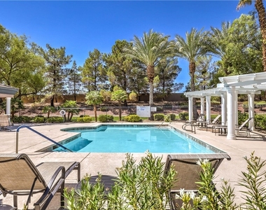801 Dana Hills Court - Photo Thumbnail 8