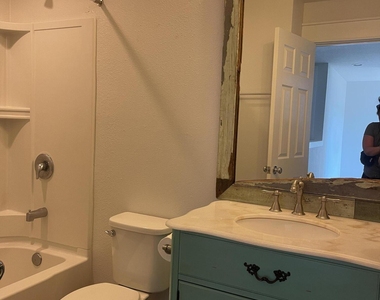 7003 Butterfield Court - Photo Thumbnail 11