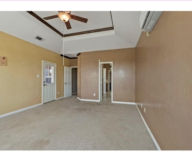 12015 Arnhamn Ln - Photo Thumbnail 10