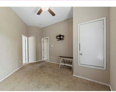 12015 Arnhamn Ln - Photo Thumbnail 22