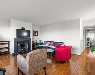 7244 Donnell Place - Photo Thumbnail 6