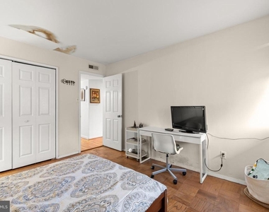 7244 Donnell Place - Photo Thumbnail 13