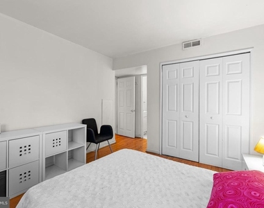 7244 Donnell Place - Photo Thumbnail 19