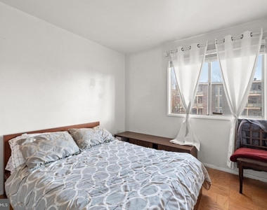7244 Donnell Place - Photo Thumbnail 14