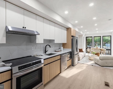 3923 14th Street Nw - Photo Thumbnail 6
