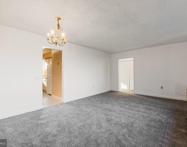 4717 1st Street Sw - Photo Thumbnail 3