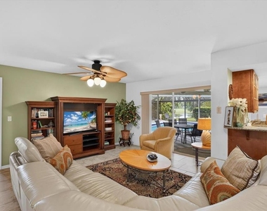 5409 Palm Aire Drive - Photo Thumbnail 16