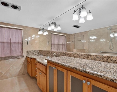 5409 Palm Aire Drive - Photo Thumbnail 22