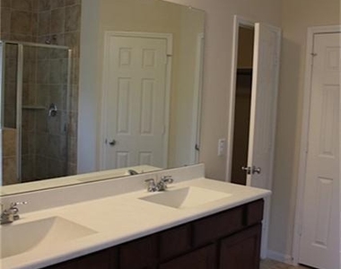 5110 Lakota Trail - Photo Thumbnail 7