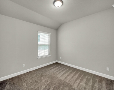 328 Rise Lane - Photo Thumbnail 36