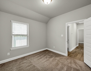 328 Rise Lane - Photo Thumbnail 34