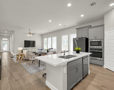 328 Rise Lane - Photo Thumbnail 4