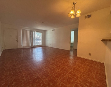 6405 Westward Street - Photo Thumbnail 3